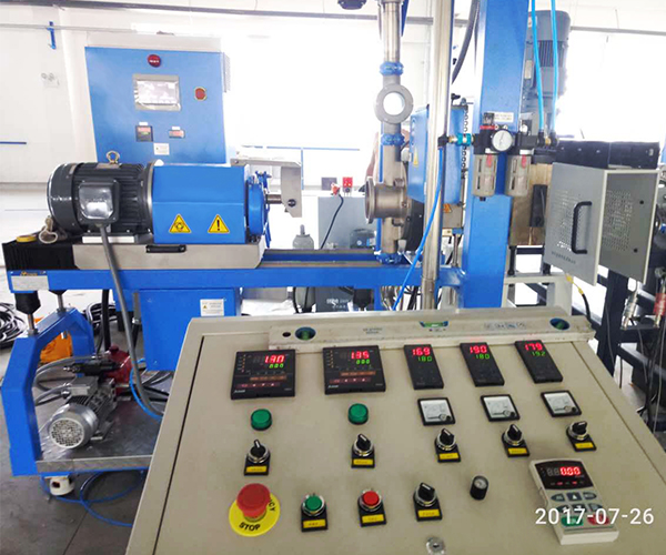 熔體泵在水下造粒生產(chǎn)線中的應(yīng)用現(xiàn)場 熔體泵在水下造粒生產(chǎn)線中的應(yīng)用現(xiàn)場
